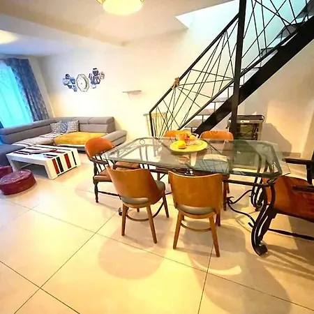 Maison Avec Et Salle De Projection * Cournonterral